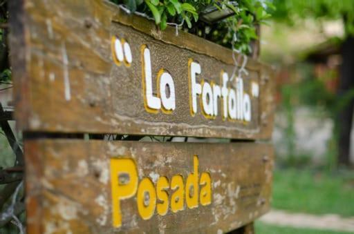 Hosteria La Farfalla Chos Malal Exterior photo